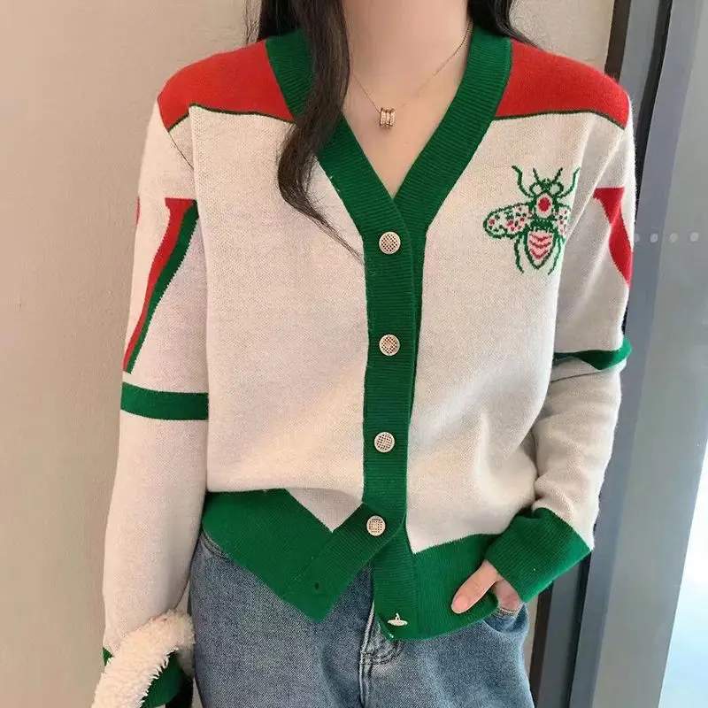 

Женский Жаккардовый трикотажный кардиган с вышивкой и V-образным вырезом