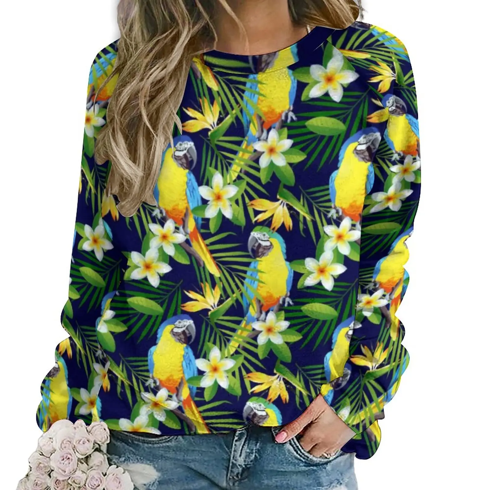 

Худи женское оверсайз с длинным рукавом и принтом «попугаи и гибискус»