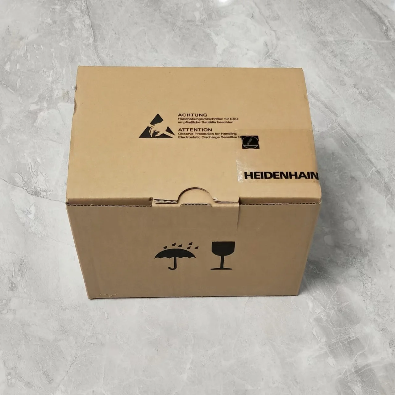 Heidenhain новый оригинальный ERN 180 ID 589614 -03 абсолютный датчик части лифта с поворотным