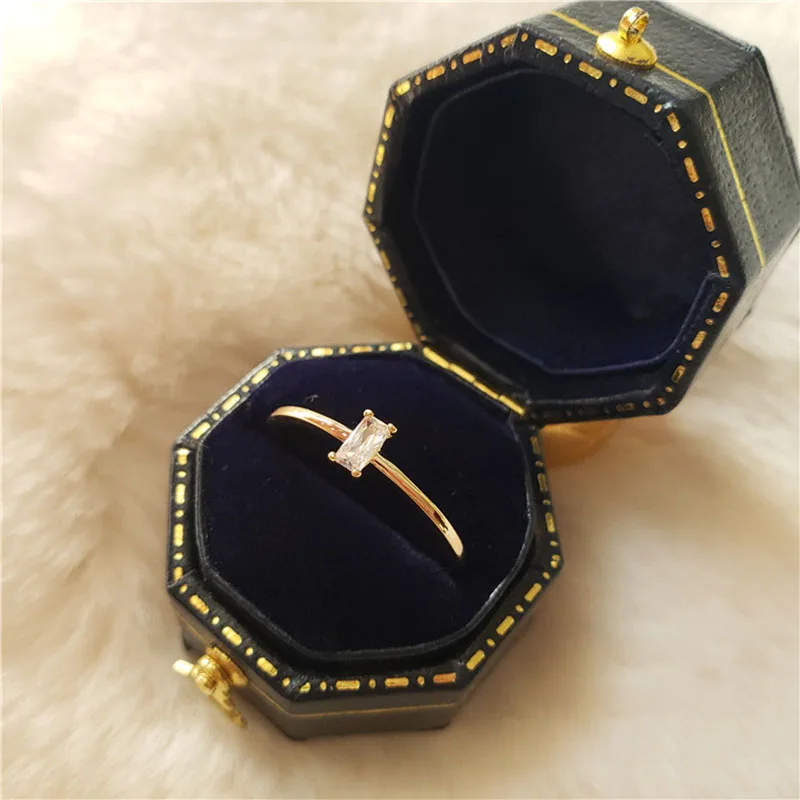 Коробка для колец с крышкой Подарочная коробка ювелирных изделий помолвки