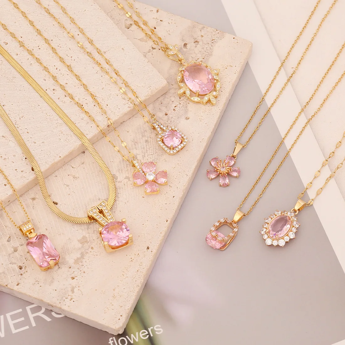 

Fashion Luxury Necklace Clavicle Chain Gold Pink Zircon Chain Pendant Necklace For Women Charm Jewelry Shiny Wedding Gift
