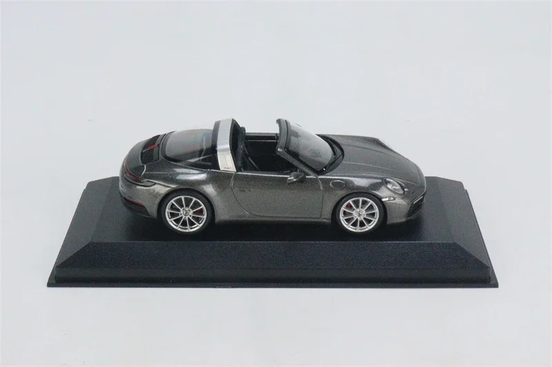 MINICHAMPS 1:43 911 (992) TARGA 2020 СЕРАЯ литая модель автомобиля