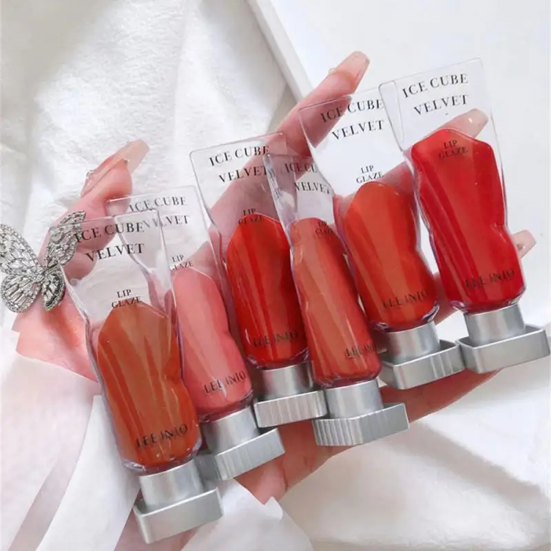 

DAIMANPU Lip Glaze In Wonderland Silky Lip Mud Velvet Soft Lipstick Non-Sticky Makeup Lip Gloss Lasting For Female Comestics