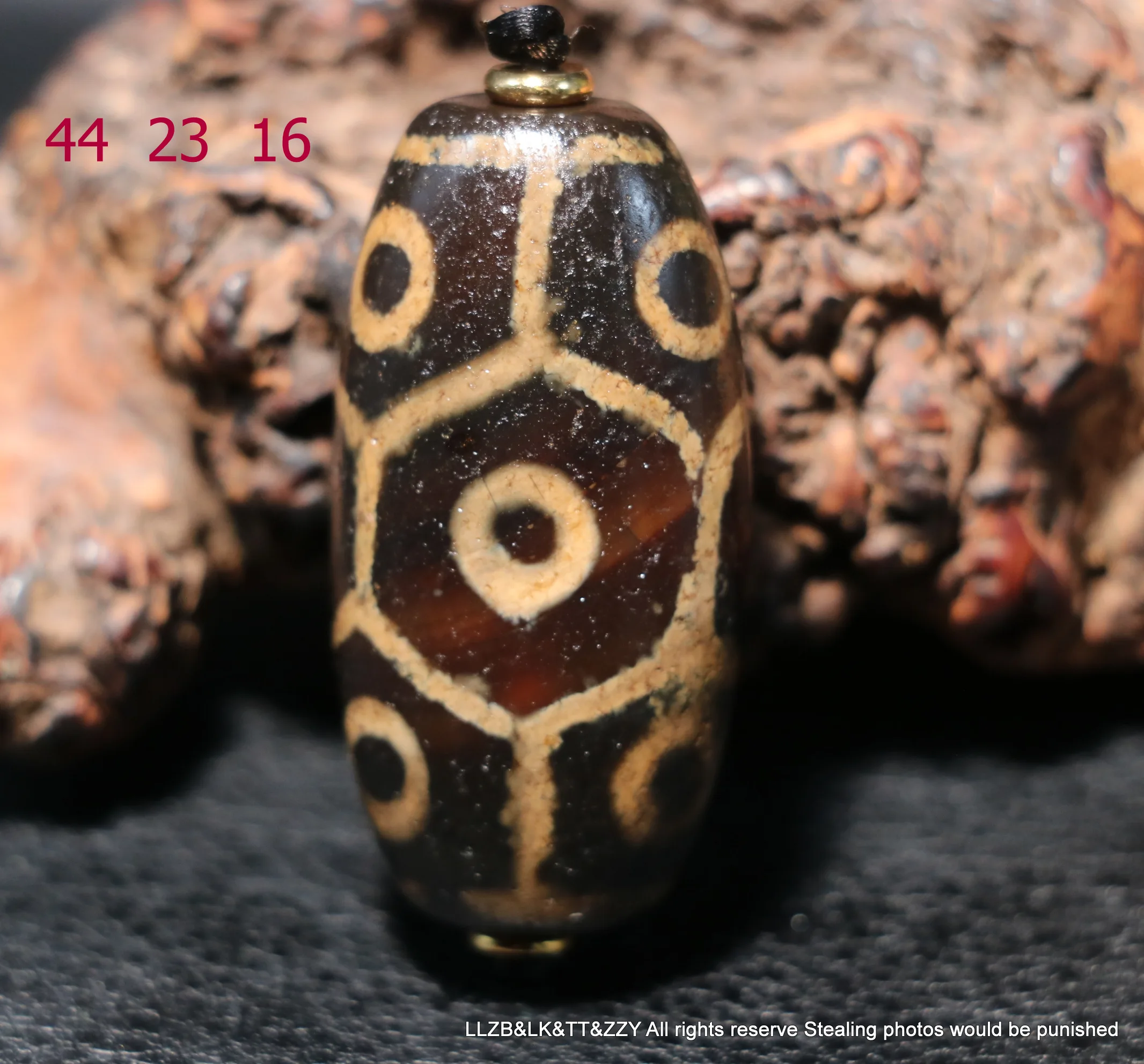 

LKbrother Talisman Treasure Ultra Energy Tibetan Old Agate 9 Eyed Tortoise Shell Longevity Flat Shape dZi Bead Pendant Totem