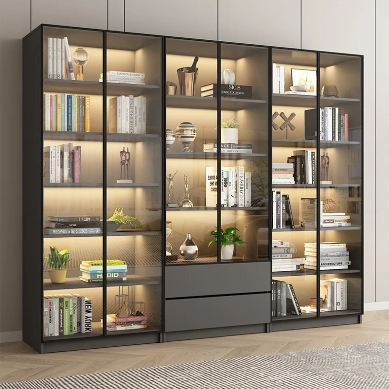 Рисунок 4 - Роскошные витринные винные шкафы