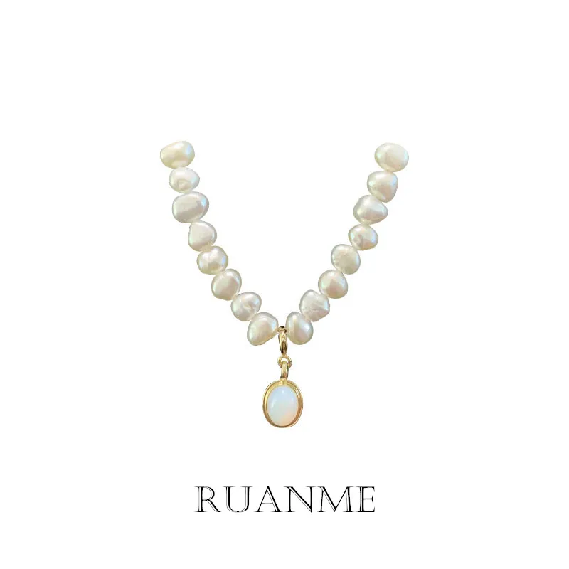 

French Irregular Baroque Palace Restoring Ancient Ways Natural Freshwater Pearl Necklace Moonstone Pendant Chain Of Clavicle