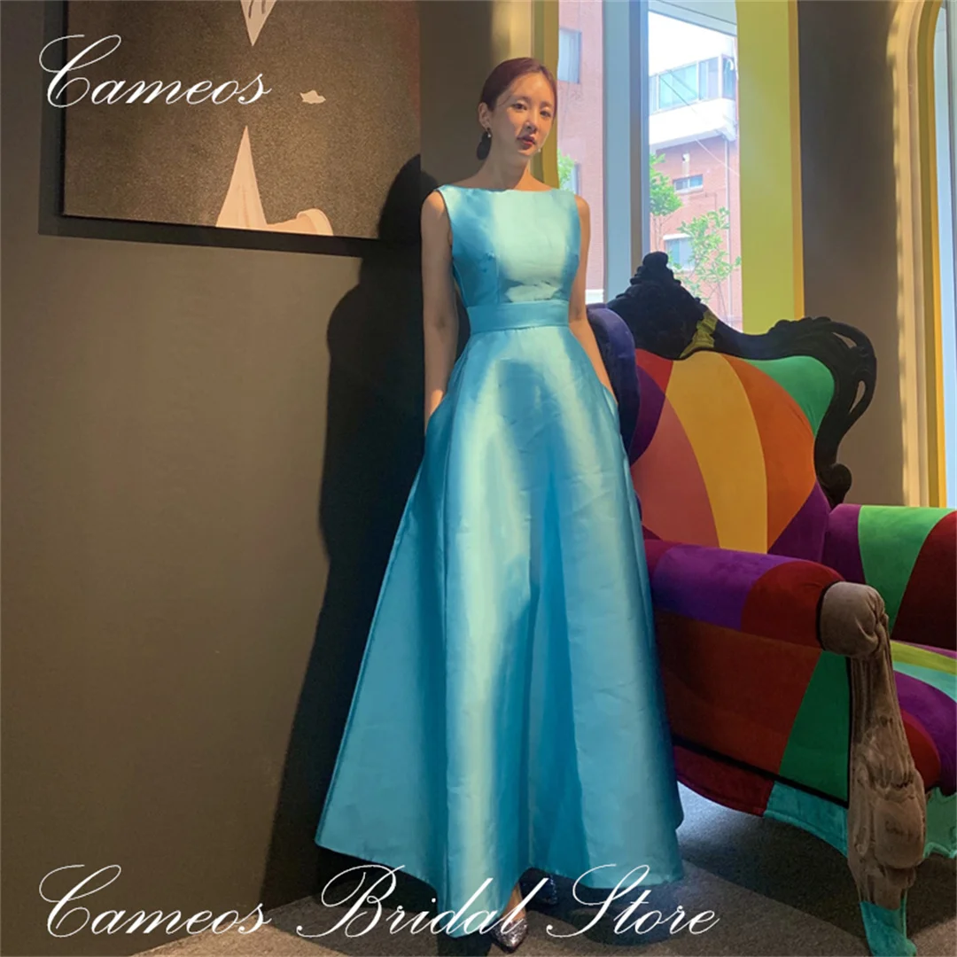 Женское вечернее платье SONDR с вырезом лодочкой зеленое официальное по