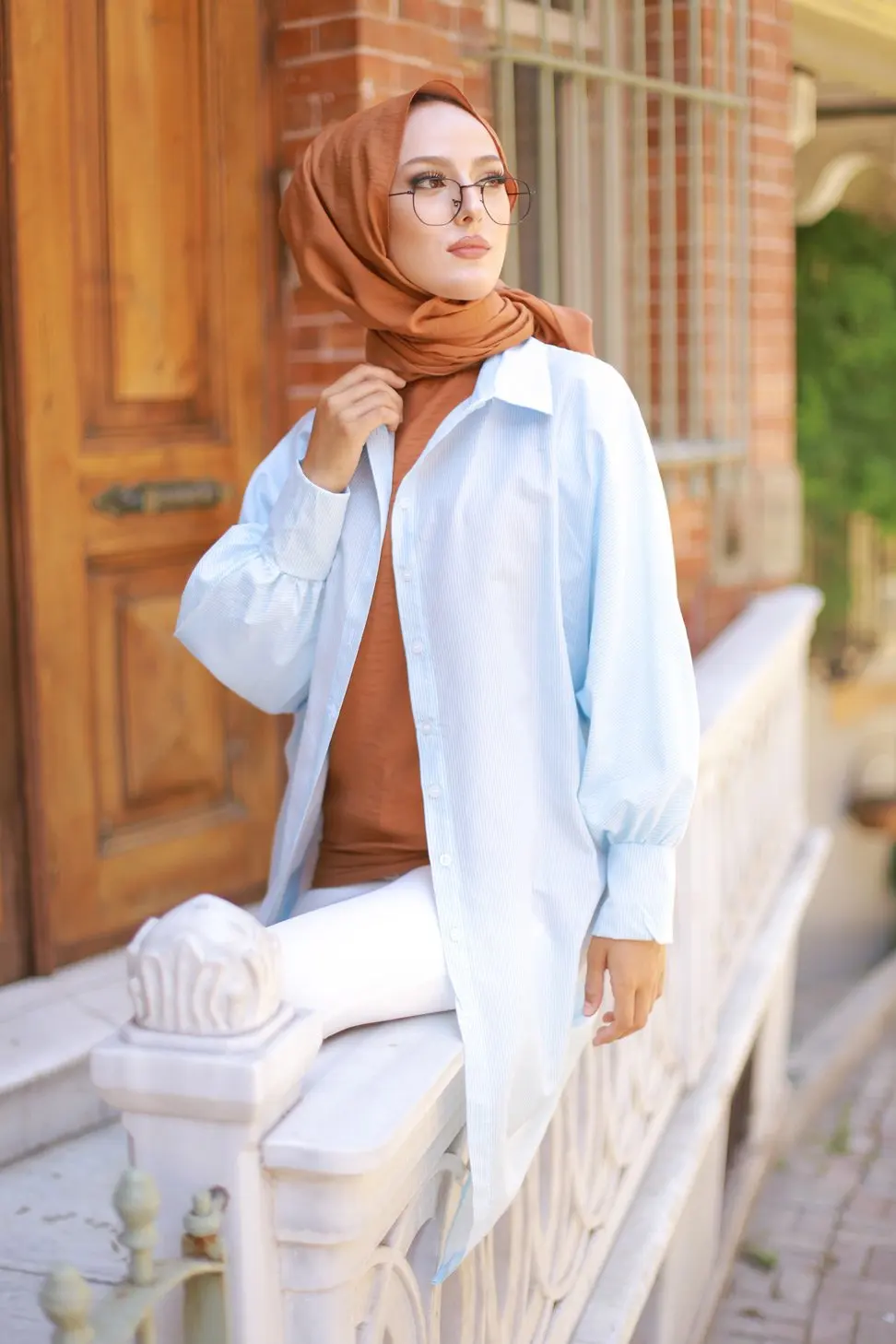 Женская длинная туника в полоску зимний и осенний стиль 2021