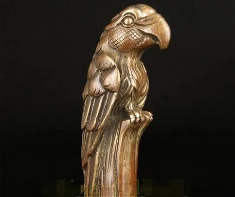 Статуэтка бронзового попугая