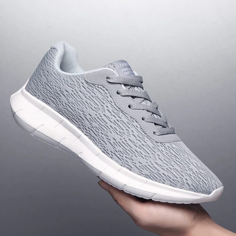 

2022 Men's Breathable Fashion Shoes Ultra Lightweight Casual Running Shoes Plus Size Sports Shoes Comfortable Men's sneakers