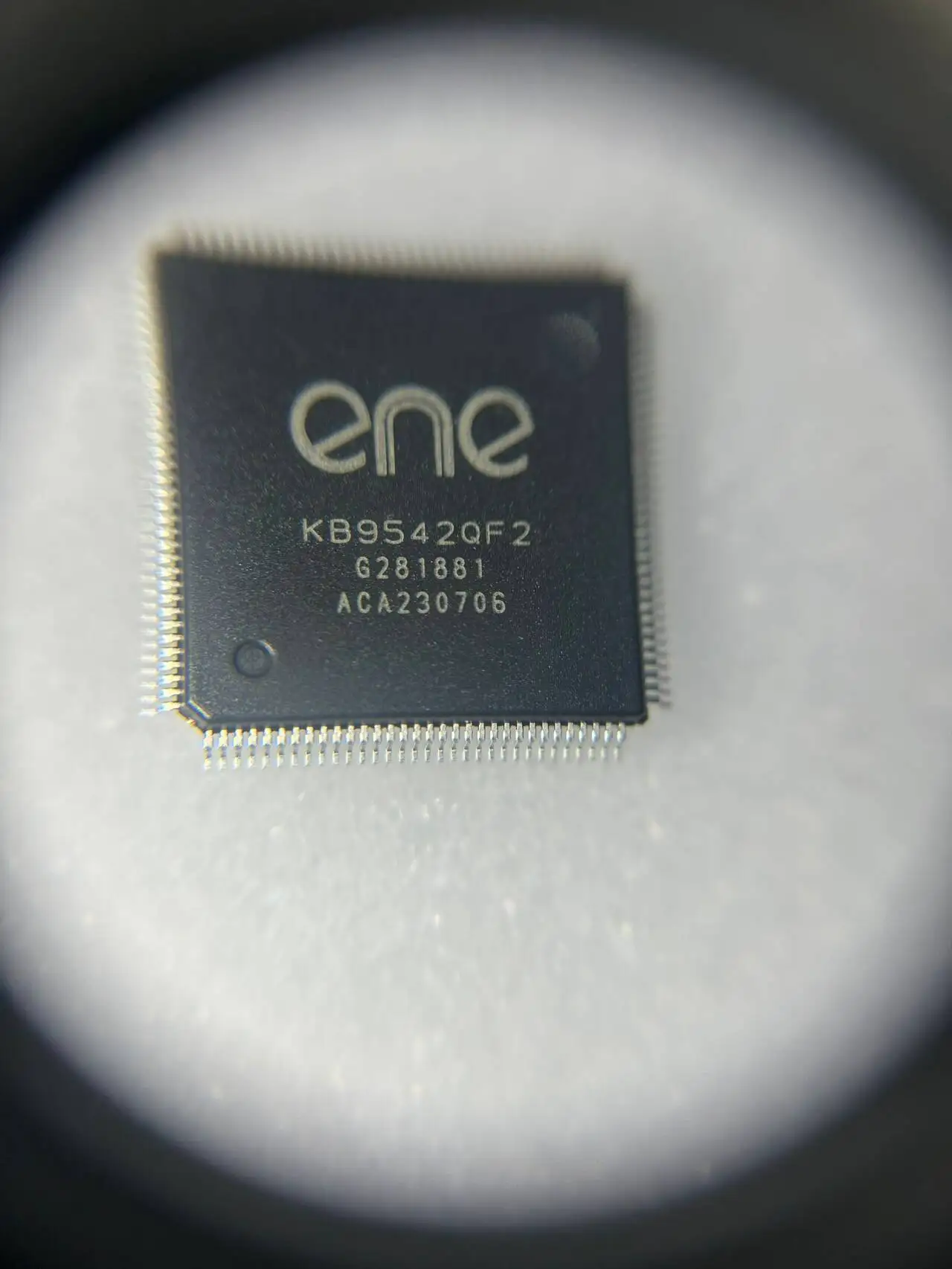 10 шт.лот SI8499DB-T2-E1 L02U5V0NA-4C PE618BA LTH-301-05 SN74HC541PWR APE8903CMP-B-HF RUH4040M2 SN74ALVCH245PWR Новый и оригинальный (art.: 3920cc01e69a0) - 3920cc01e69a0