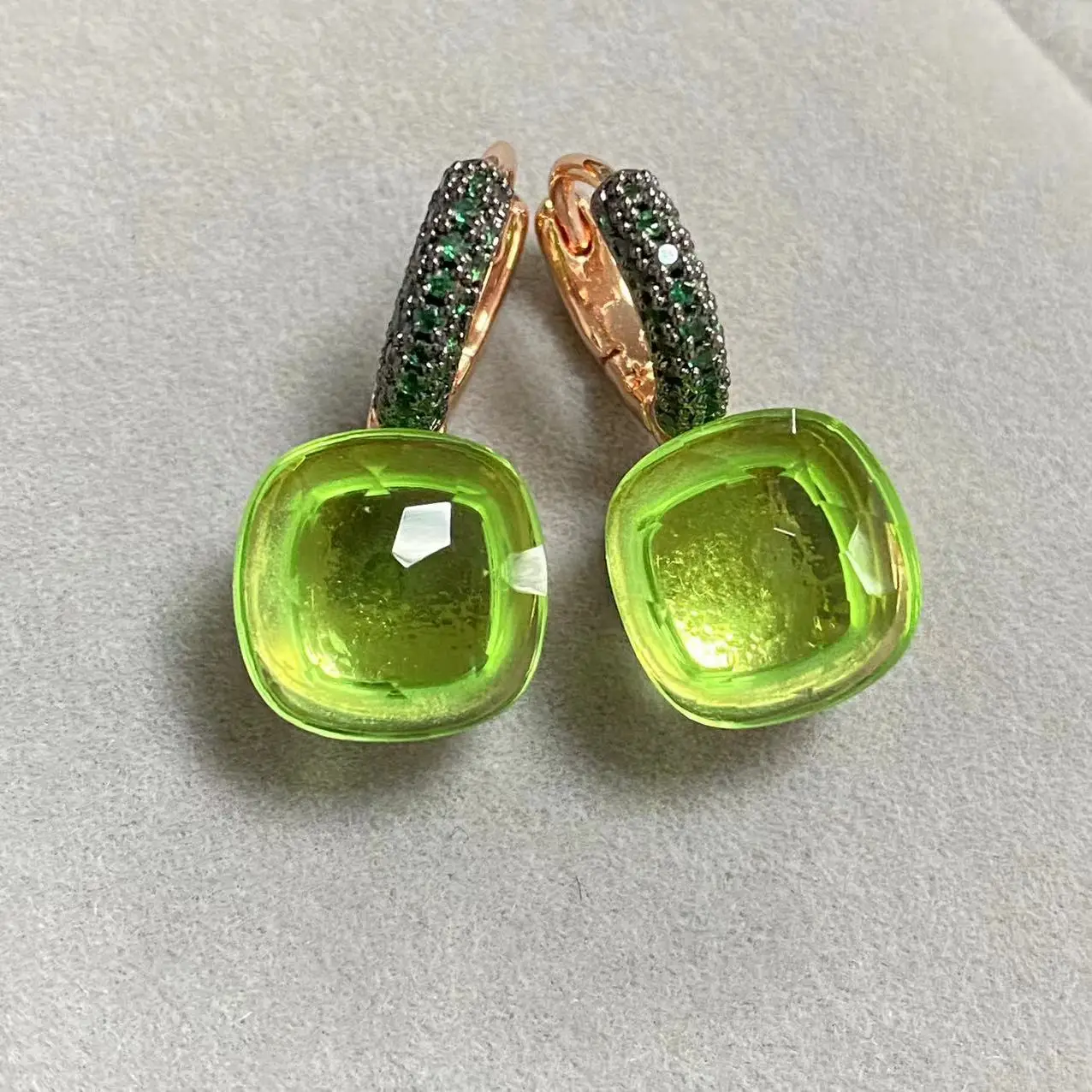 

11.6mm Pomellato Nudo Earrings Inlay Green Zircon with Gun Black Plated For Women Drop Earrings Candy Square Crystal Earrings