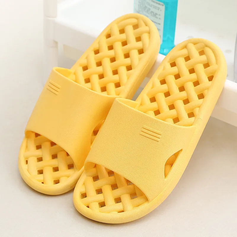 Home Slippers Woman summer Hollow out anti-slip indoor outdoor beach waterproof Water leakage soft comfy Thick bottom Sandals