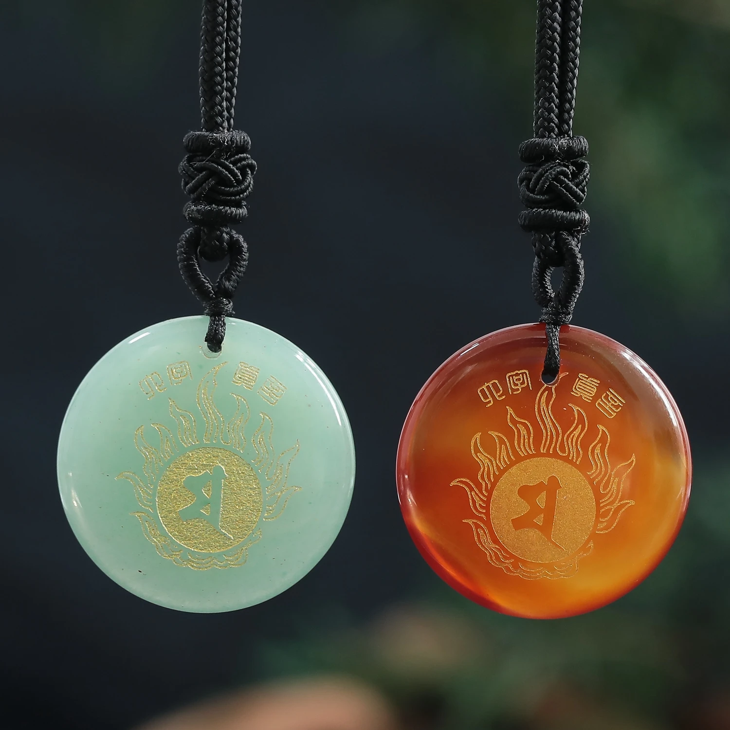

Natural Crystal Disc Carved Auspicious Figure Feng Shui Transit Charm Universal Pendant for Men and Women