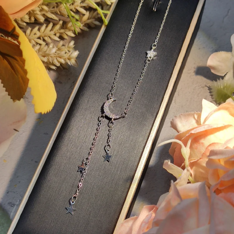 

New Titanium Steel Moon for Women Necklace Star Tassel Collarbone Chain Moon Pendant grli Birthday gift Elegant Choker neck