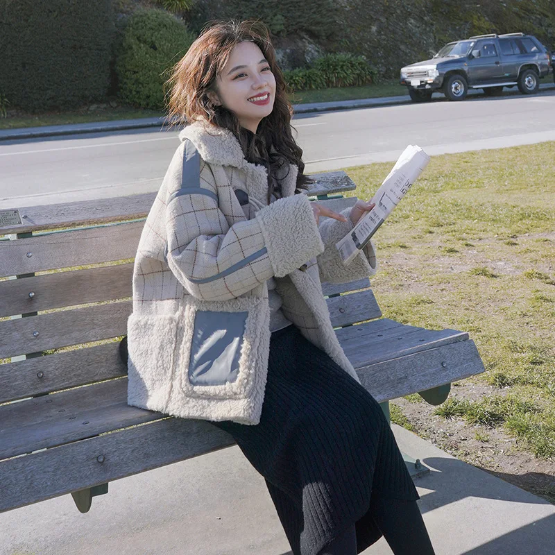 Lamb wool coat women's winter new Female thickened button plaid parka sweet fresh lady all-match Jacket