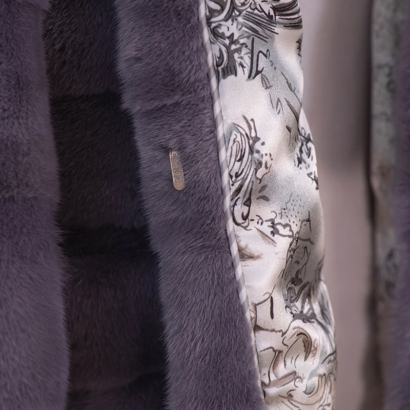 High quality new women's 100% real mink fur coat fashionable winter warm natural animal fur coat celebrity style mink coat light