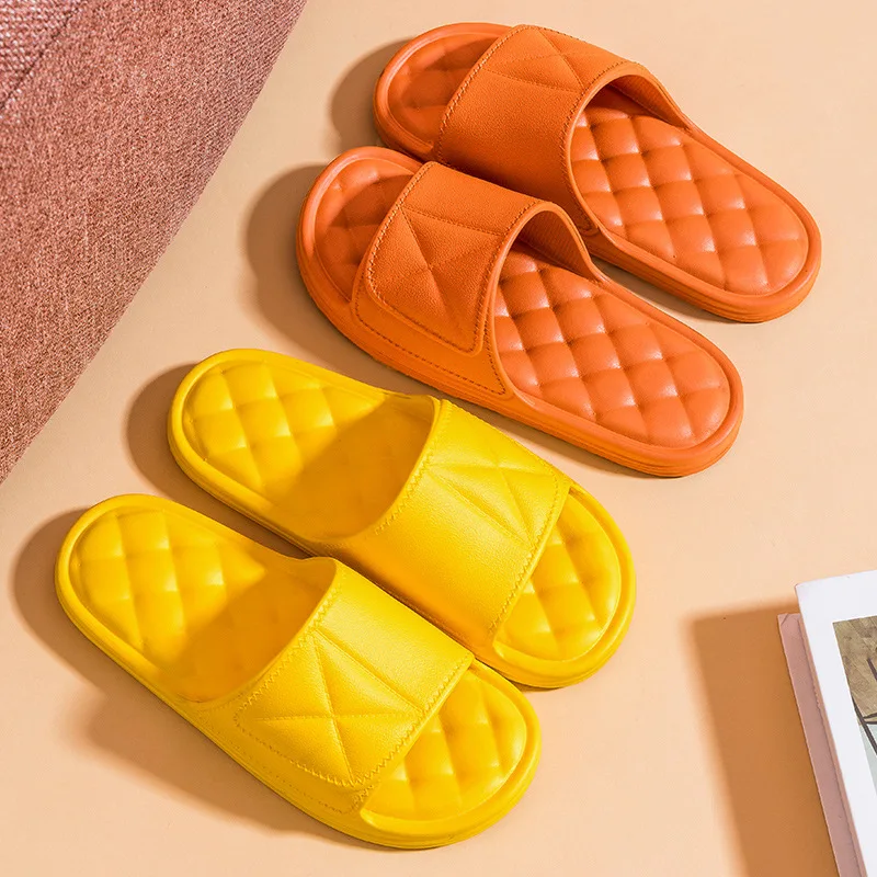 

Soft Cloud House Slippers Women Comfortable EVA Platform Slippers Men Female Slides Bath Sandals for Women House Shoes 2022 W44