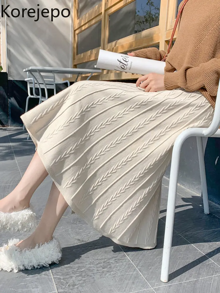 

Элегантная вязаная юбка кореjepo средней длины, новинка 2022, женский зимний свитер, осенняя Повседневная универсальная темпераментная юбка