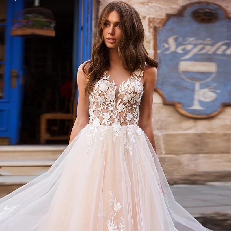 

Sexy Luxury Light Champagne A-line Lace Wedding Dress Deep V-neck Sleeveless Applique Vestidos Elegantes Para Mujer 2023Backless