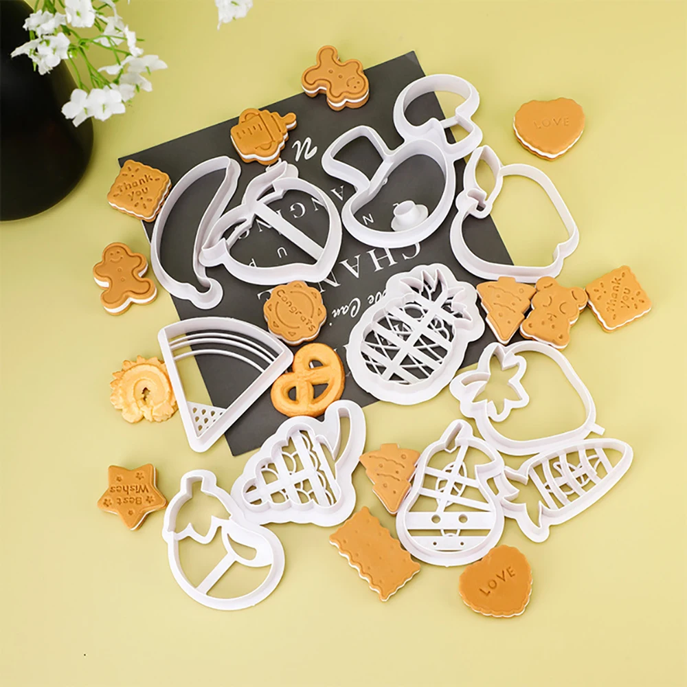 

DIY Baking Mold Cake Fruit Shape for Kids Bento Lunch Sandwich Cutter Mold Toast Cookie Cutters Bread Presses Decorating Moulds