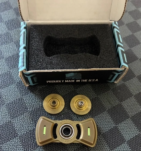 TRAXX MINI двухсторонний гироскоп на кончик пальца латунный материал EDC