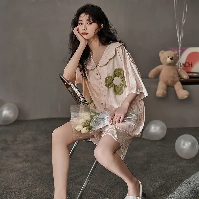 Fashion Women Pajamas Set Short Sleeve Shorts Thin Imitation Silk Sleep Top Summer Three-dimensional Flowers Korean Cheap New