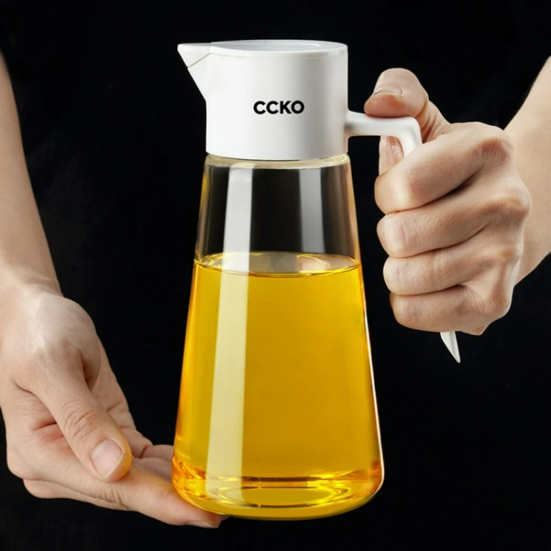 

CCKO Kitchen Cooking Tool Automatic Opening&closing Oil Pot Leak-proof Glass Oil Bottle Leak-proof Oil Dispenser Bottle 550ml