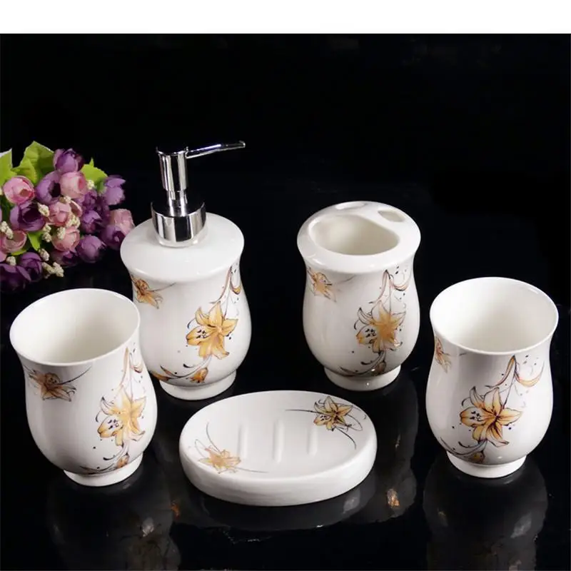 

WSHYUFEI European Ceramics Bathroom Five-piece set High-end soap dispenser Wash Toothbrush Holder Creative Bathroom Kit