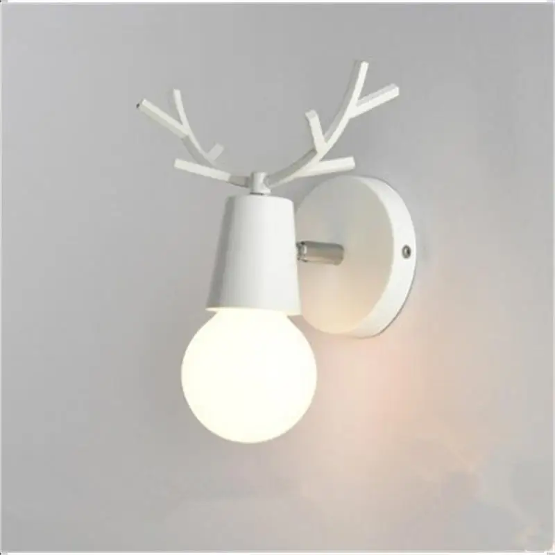 

Прикроватная лампа в скандинавском стиле с оленем, современный минималистичный настенный светильник, креативная лампа с рогами для коридора, лампа для спальни, прикроватная