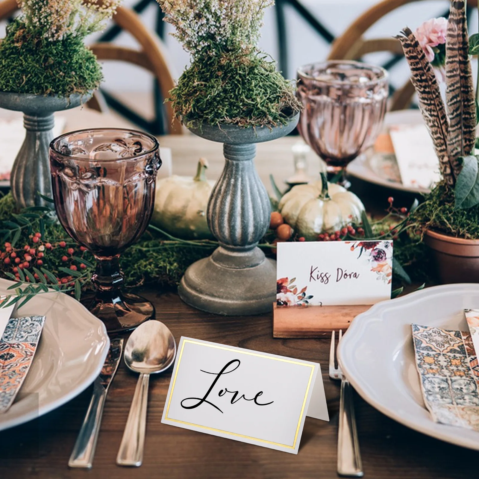 Рисунок 5 - карточки для сиденья на столе