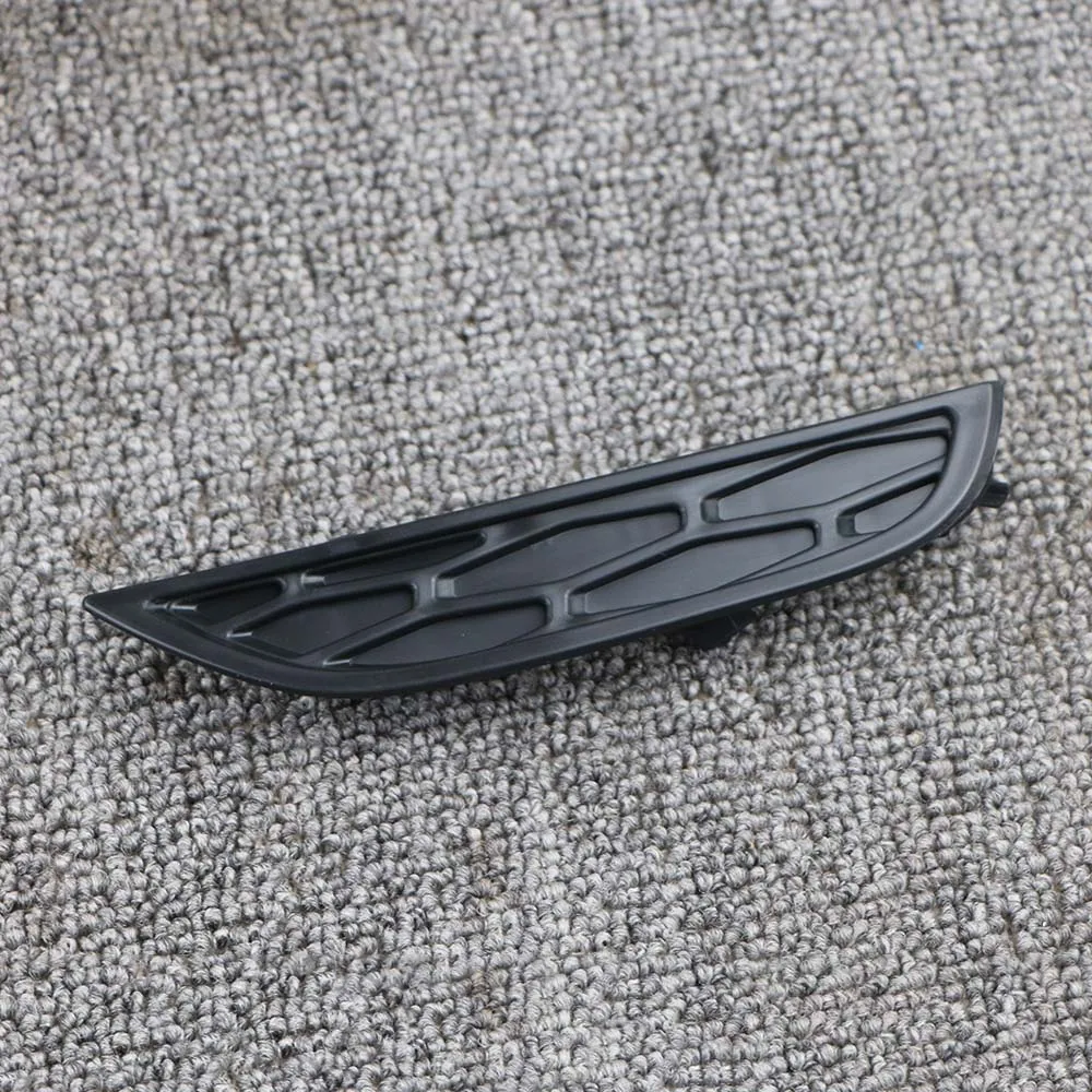 

LR026546 Left Front Lower Fog Lamp Bezel Kit For LAND ROVER RANGE ROVER EVOQUE 2012-2015