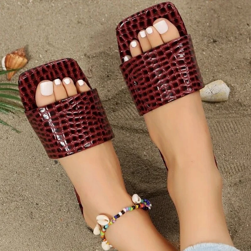 Crocodile Embossed Single Band Slide Sandals Open Toe Wear-resistant 2023 Flat Slippers Summer Sandy Beach slippers Women Shoes