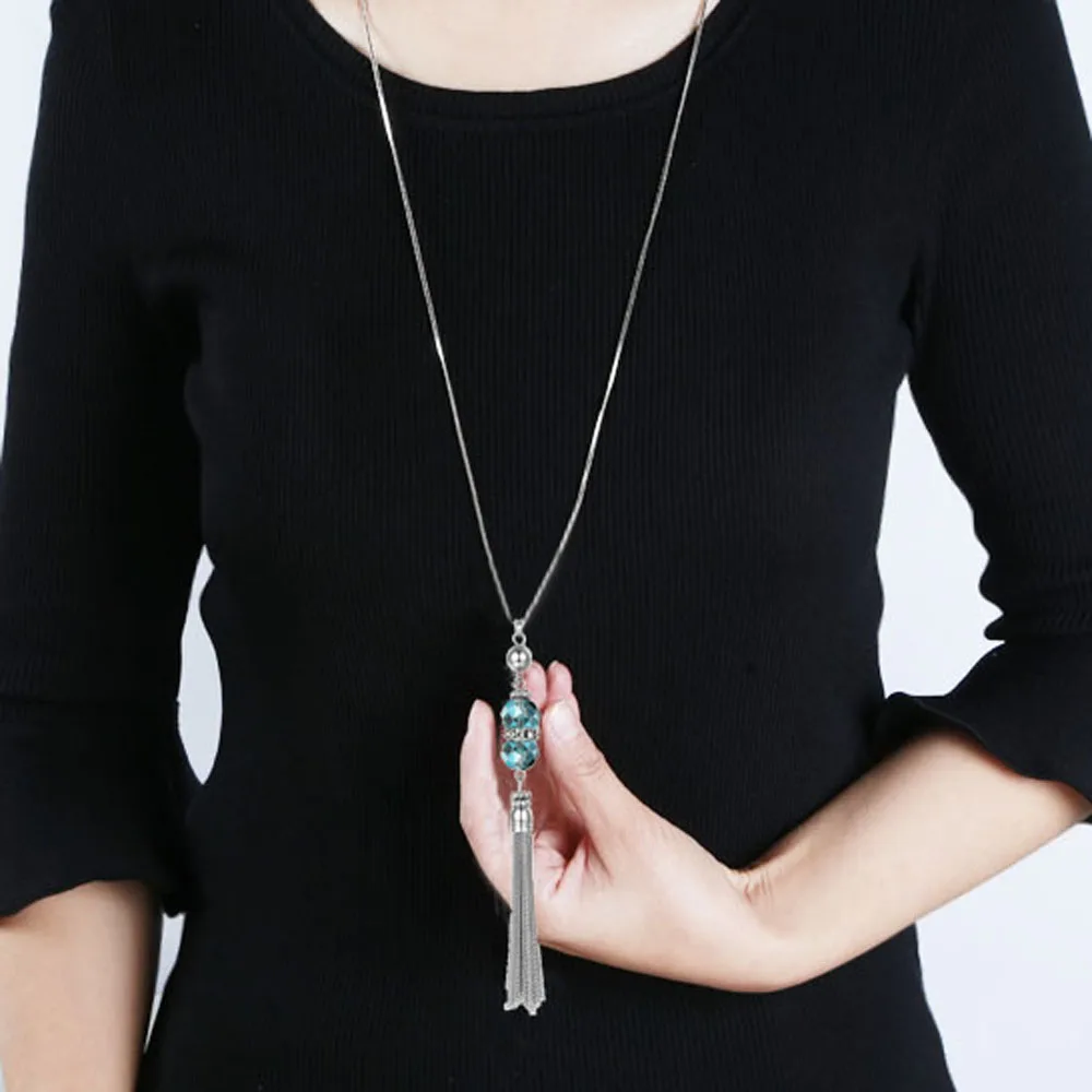 

1 Pcs Woman Acrylic Geometric Beads Long Rope Chain Necklace Ladies Collar Accessories Sweater Pendant Creative Design Necklaces