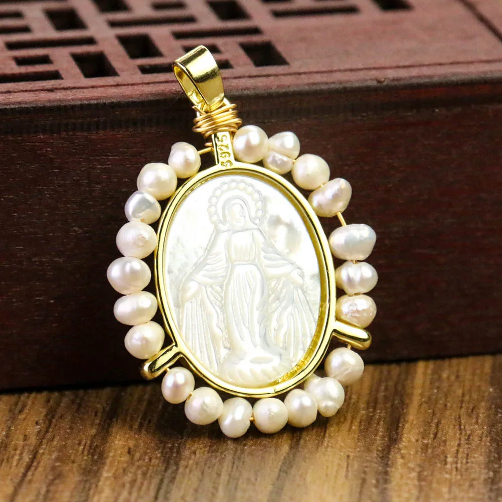 

Natural Shell Cameo Virgin Mary Pendant Sacred Mother of Pearl Guadalupe Necklace Christian Charms Catholic Collar Woman Gift
