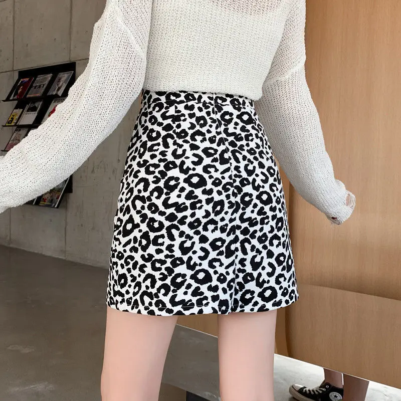 Женская юбка с леопардовым принтом в готическом стиле |