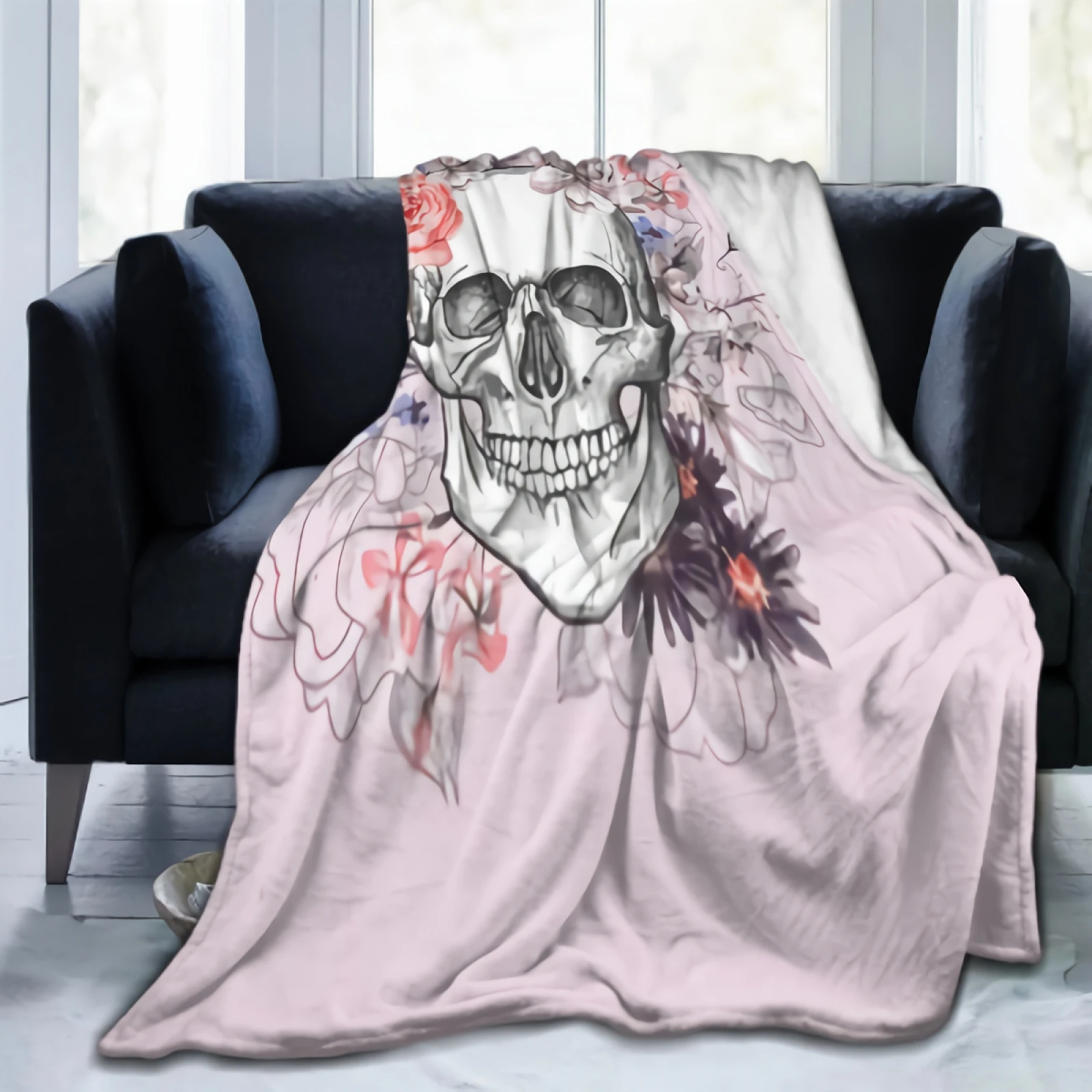 

Retro skull and pink roses Blanket Soft Cozy Throw Blankets Flannel Fleece Blankets for Couch Bed Living Room 60"x50"