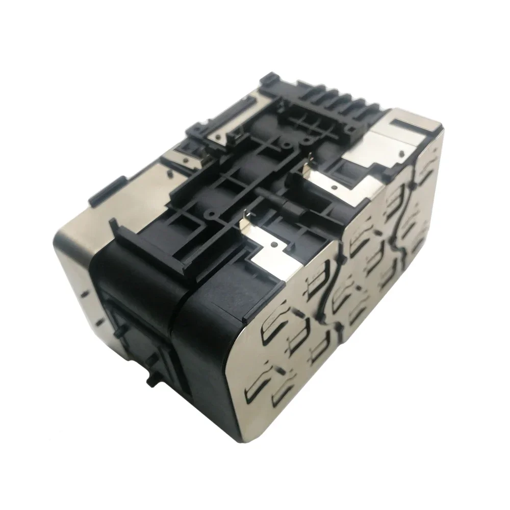 Никелевая пластина для соединения литий-ионных аккумуляторов Milwaukee 15X18650 18 в Ач