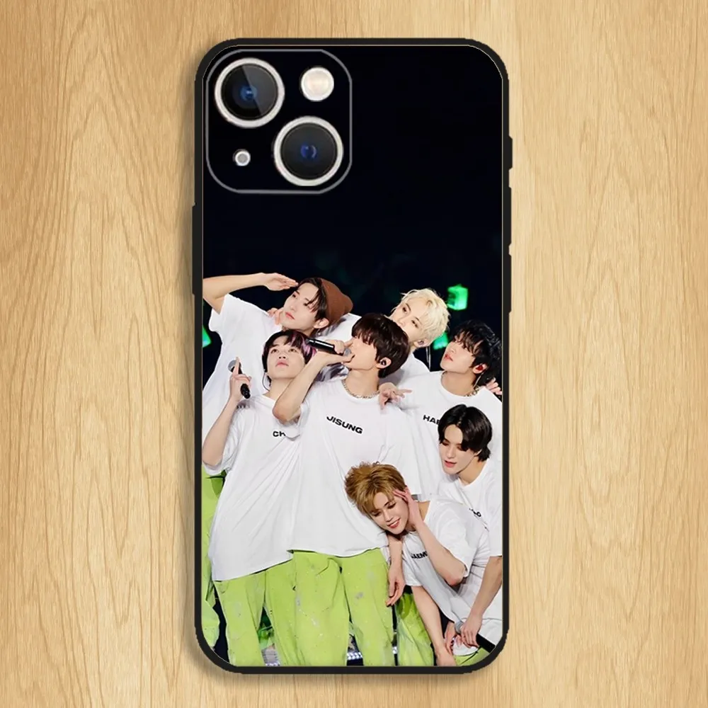 Чехол для iPhone15 14 13 12 11 8 7 Pro Max Plus Mini X XS XR 6 S SE мягкий черный