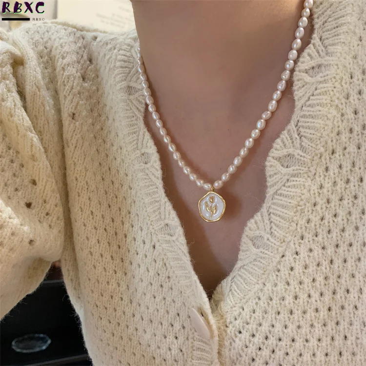 

Korea Dongdamen Same Tulip Freshwater Pearl Necklace Collarbone Chain 2022 New Niche Design Necklace