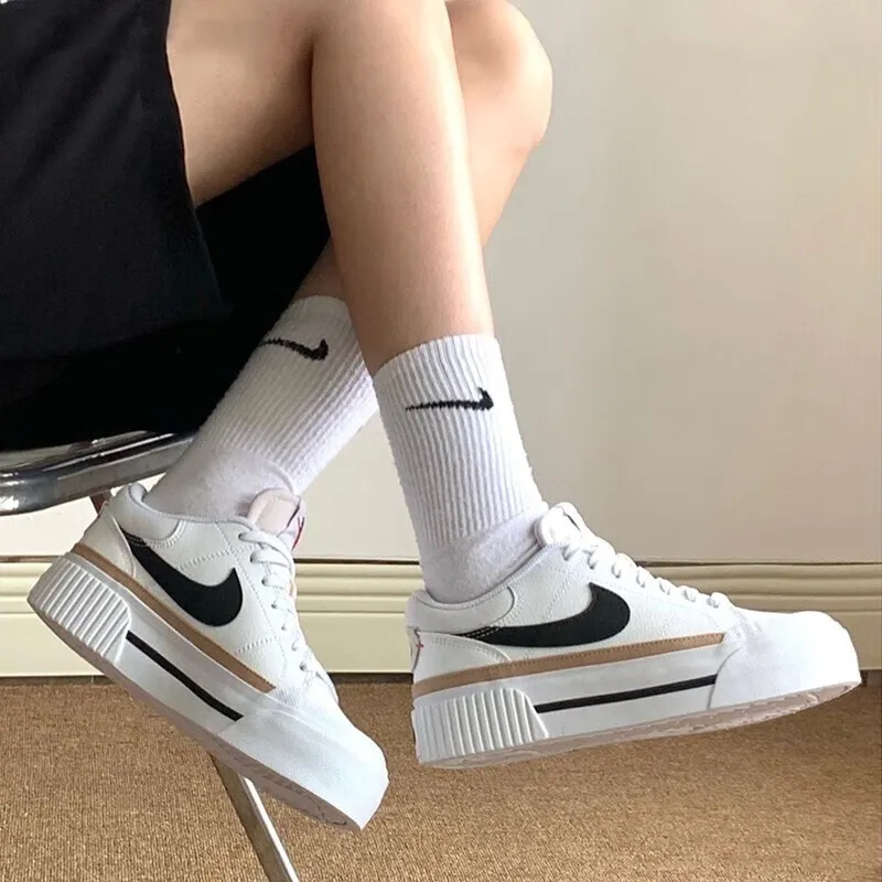 NIKE COURT LEGACY LIFT Женская спортивная обувь Повседневная на толстой подошве