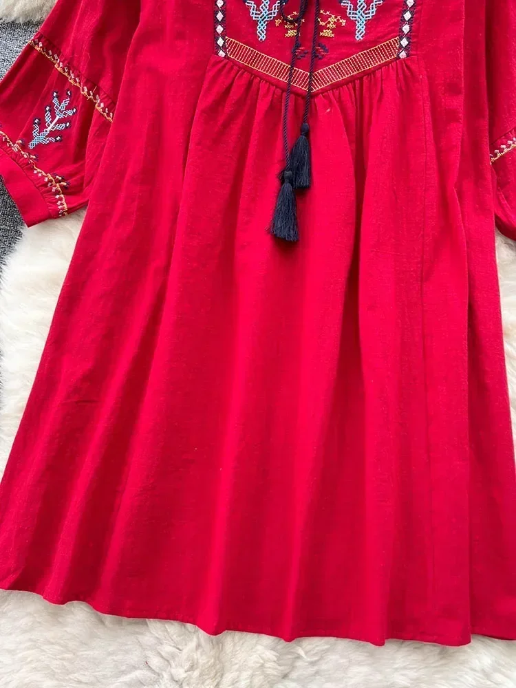 Летнее платье Платье в этническом стиле Новое свободное и тонкое с вышитыми