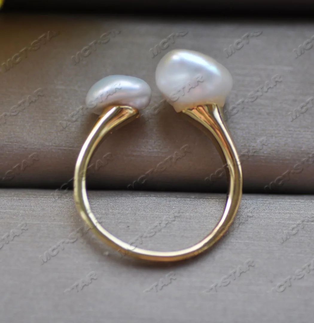 

Z11811 10mm White Baroque KESHI Reborn Ring