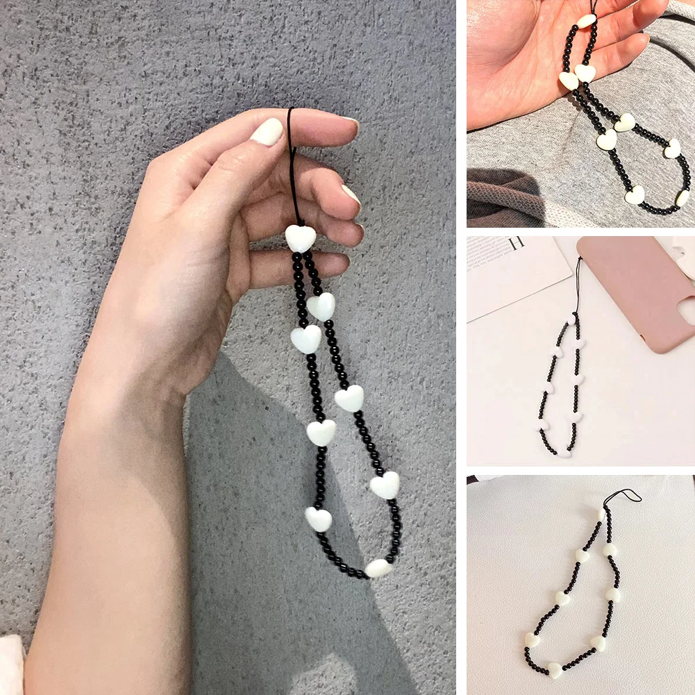 

Fashion Heart Butterfly Pearl Phone Chain Lanyard Jewelry for Women Simple Cute Bag Pendant Cellphone Strap Accessories