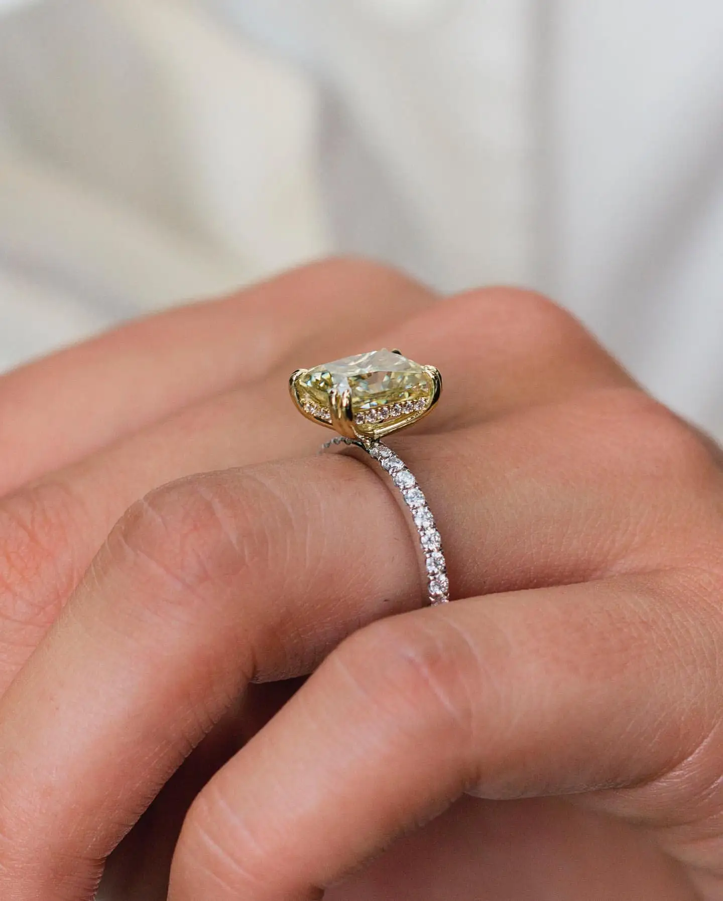 JOVOVASMILE Moissanite Engagement Wedding Ring 18k 3.3 Carat 9.5x7.5mm Crushed Ice Radiant Light Yellow Lab Diamond Jewelry