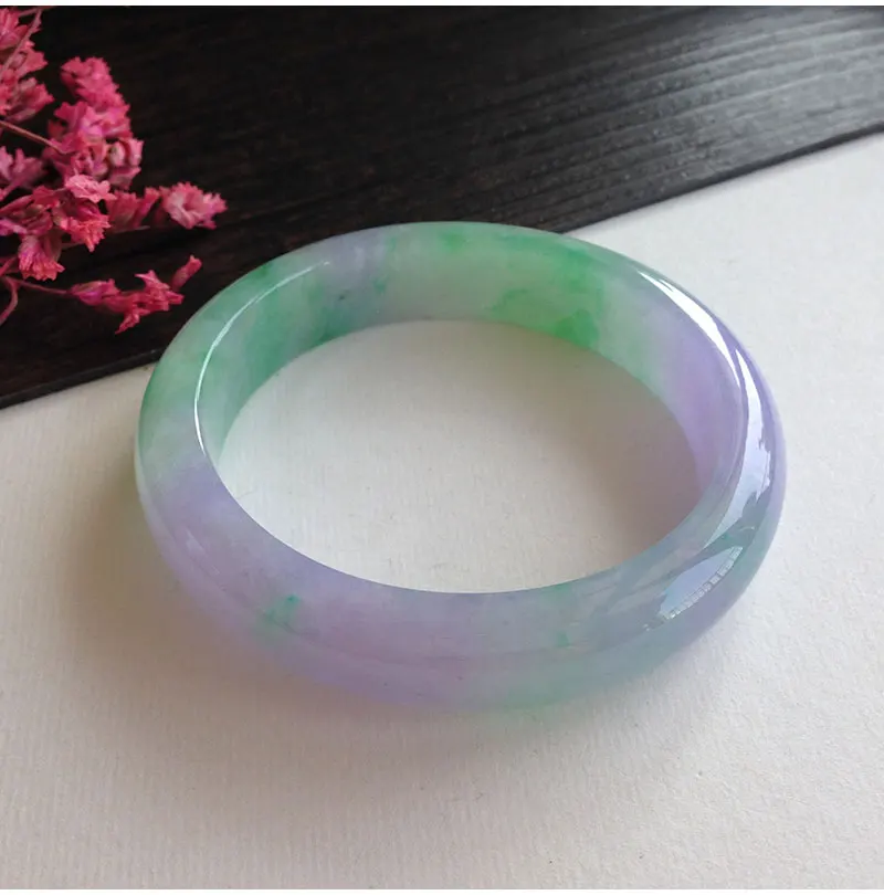 Сертифицированные ювелирные изделия натуральный бирманский изумруд