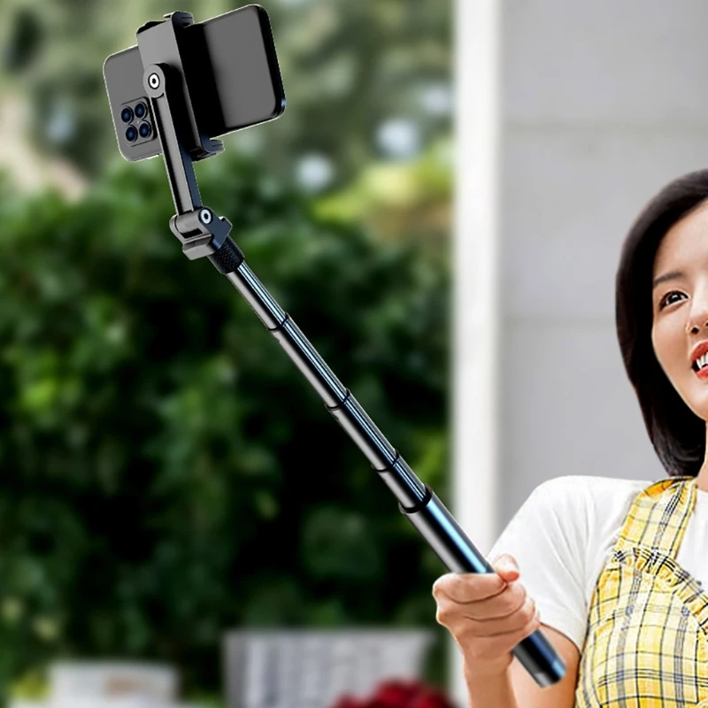 Удлинитель с регулировкой длины для стабилизатора камеры позволяет снимать