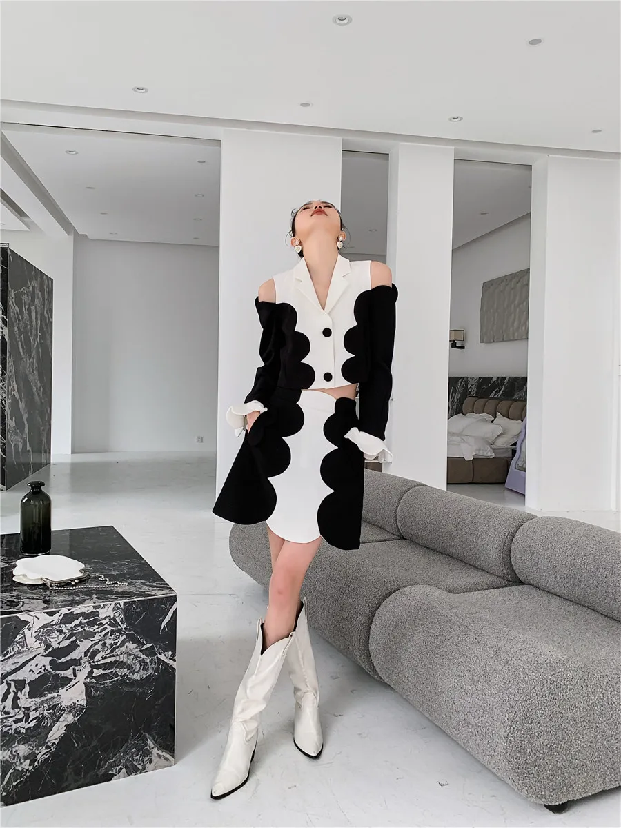 Дизайнерский пиджак CHEERART с открытыми плечами укороченный женский модный