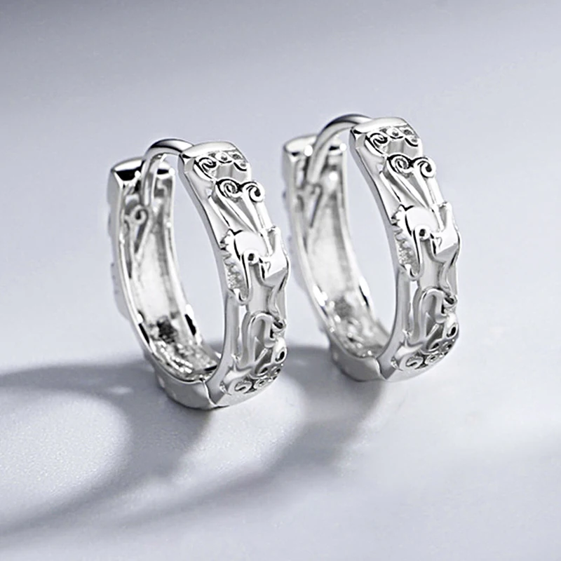 

Hollow Luxury Soild S925 Sterling Silver Stud Earrings for Men Original Design Brave Troops Fashion Hip Hop Women Fine Jewelry