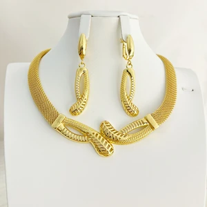 Gold Colour Plated Necklace Earring Set Beautiful Fashion Trend Sweet Romantic Party Wedding